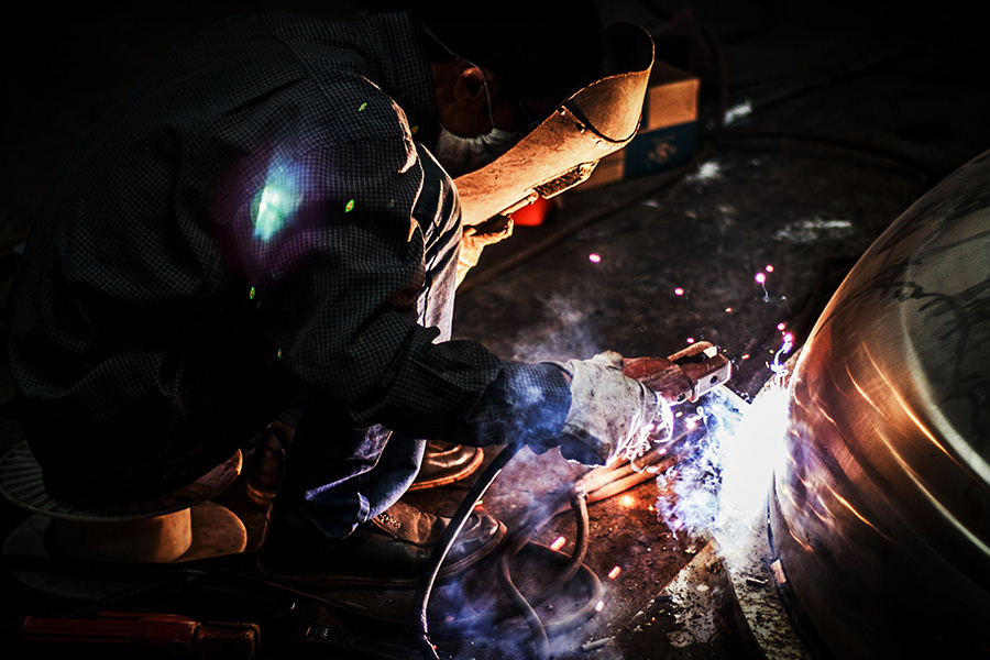 A Brief History of Welding Machines